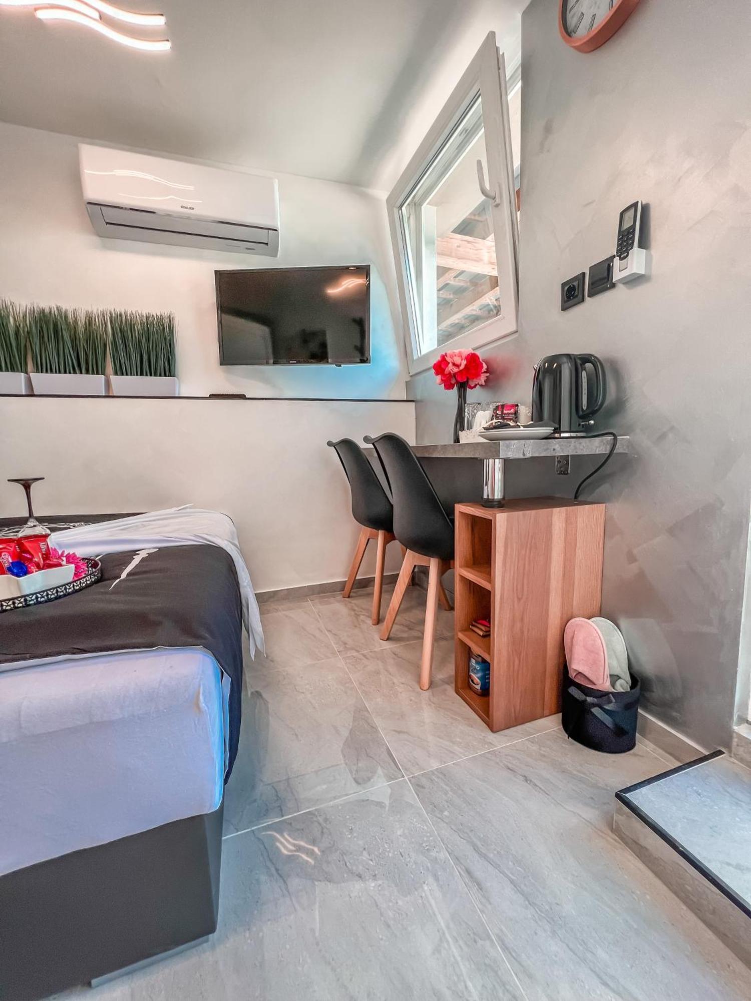 Apartment Sova Or Deluxe Room 33 بليد المظهر الخارجي الصورة